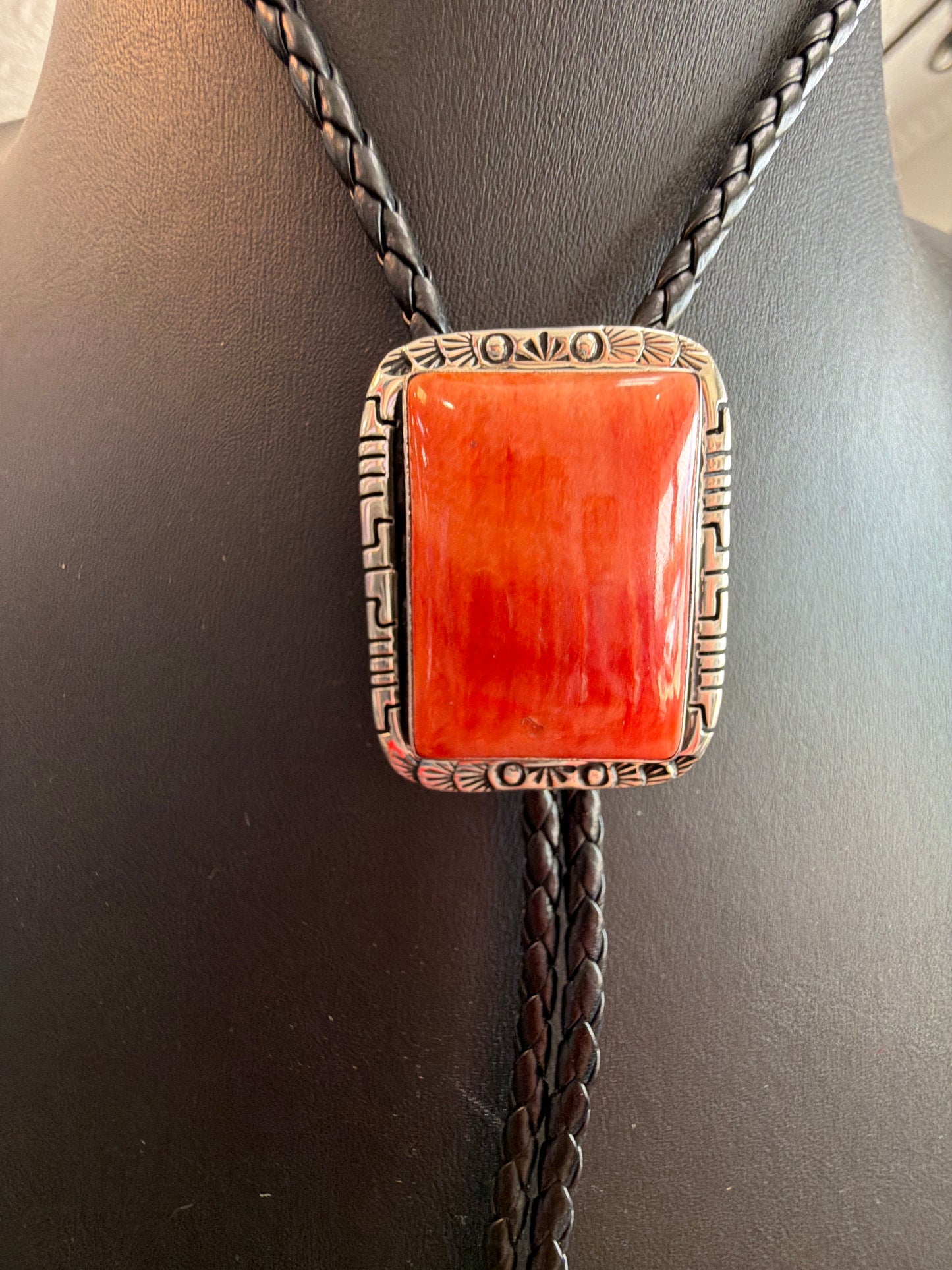 Spiny Oyster/ Sterling Silver Bolo Tie