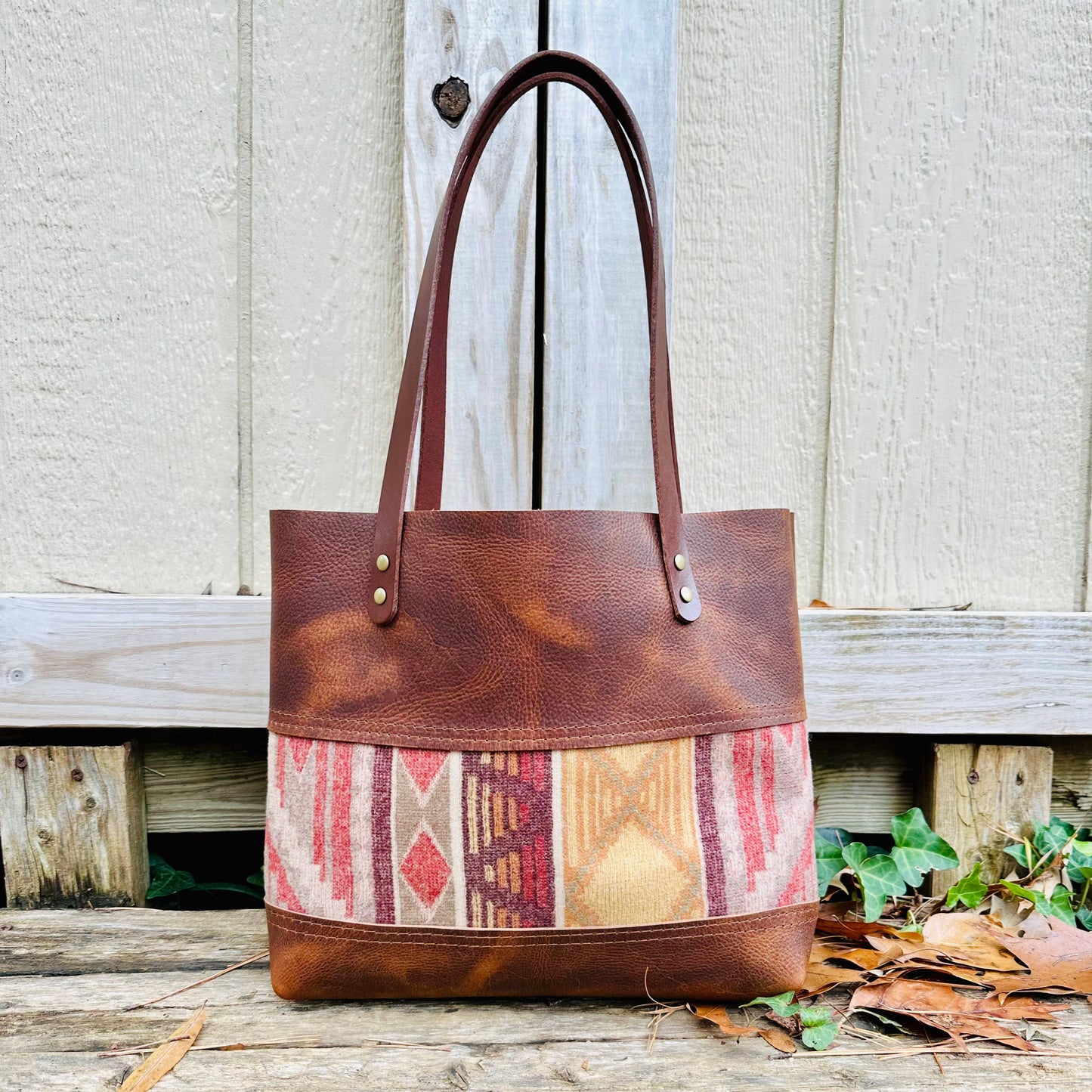 Wool Tote Short: Brown / Mountain Ridge