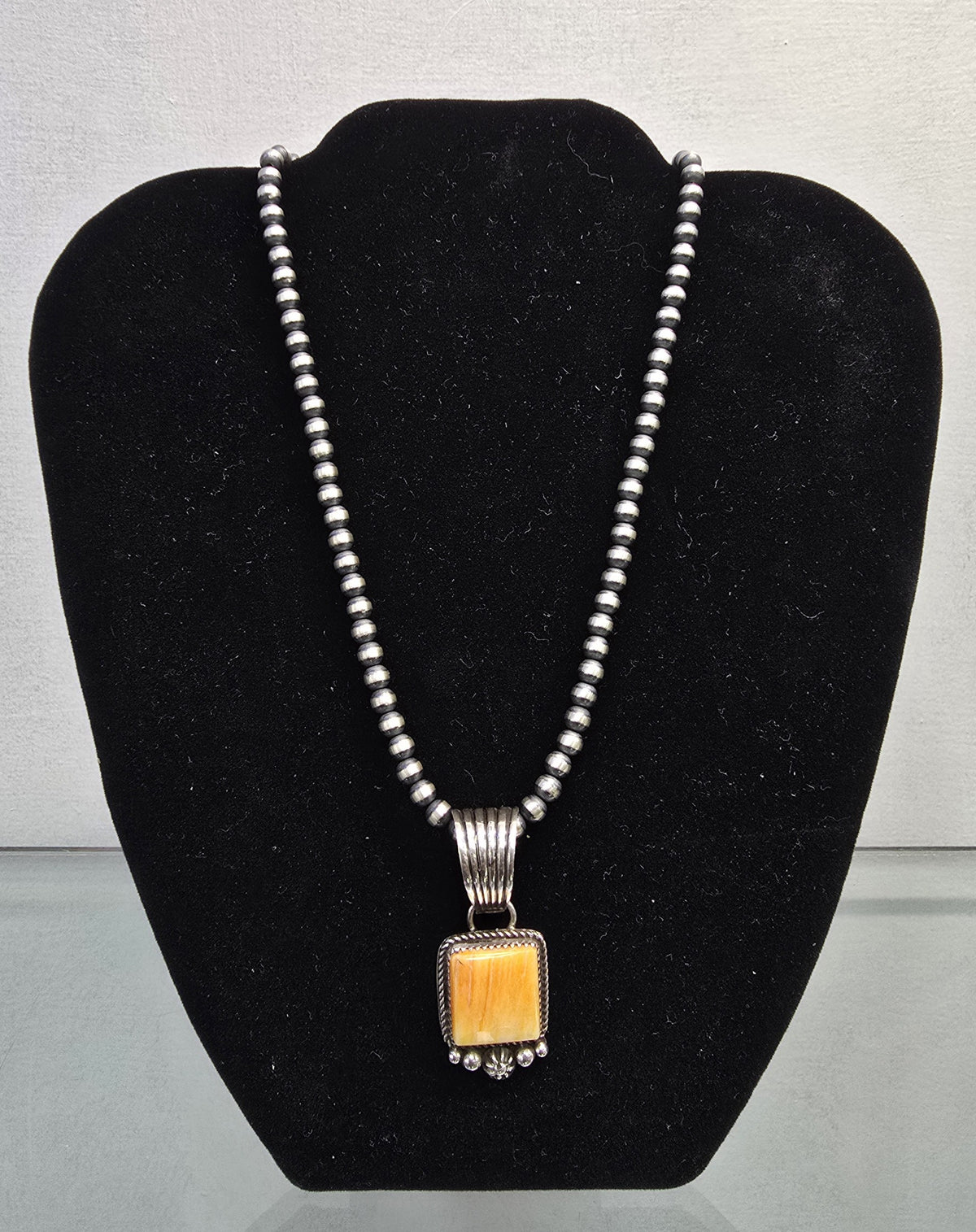 Spiny Oyster Necklace w/Navajo Pearls