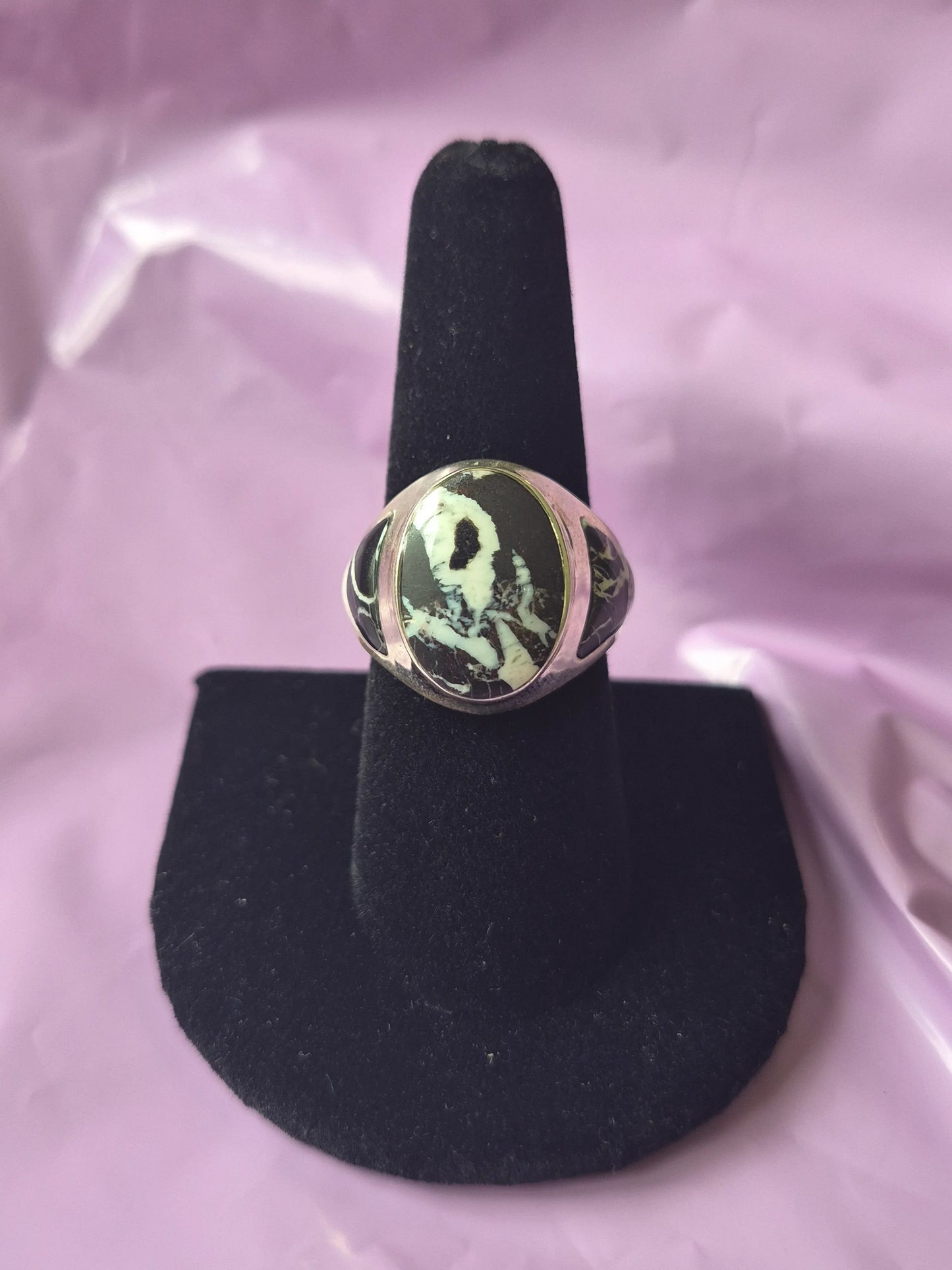 White Buffalo Turquoise & Sterling Silver Ring 8