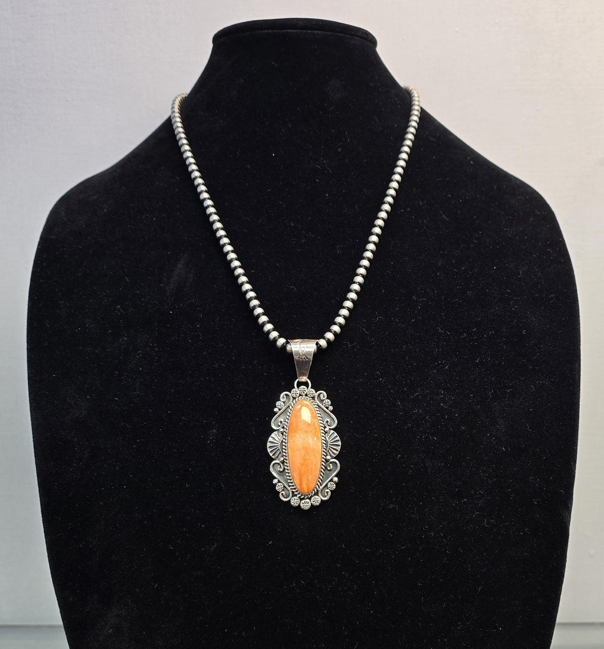 Spiny Oyster Necklace w/Navajo Pearls