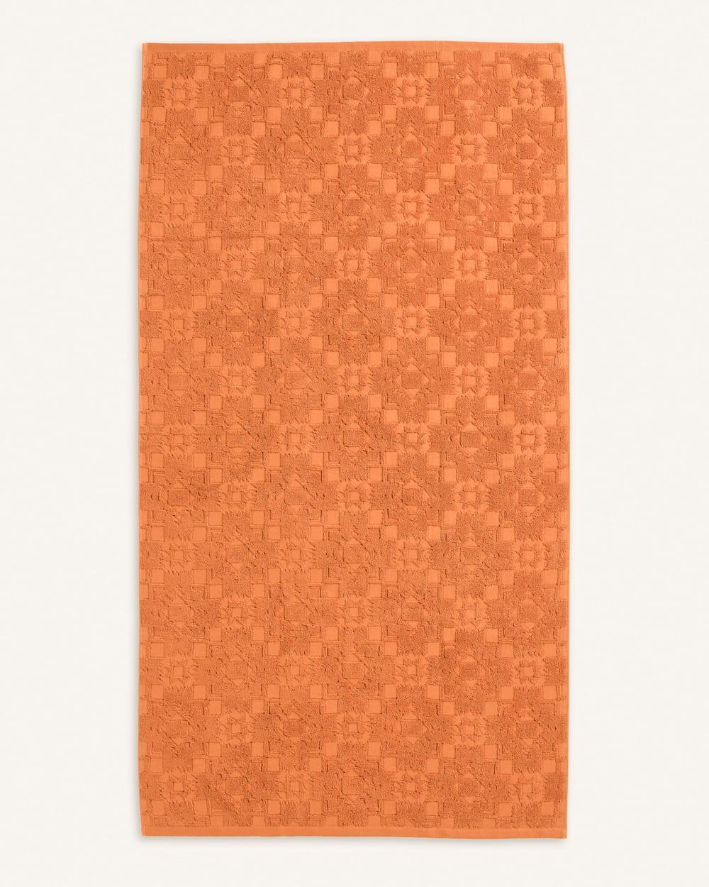 Pendleton Sculpted Towel Collection - Persimmon