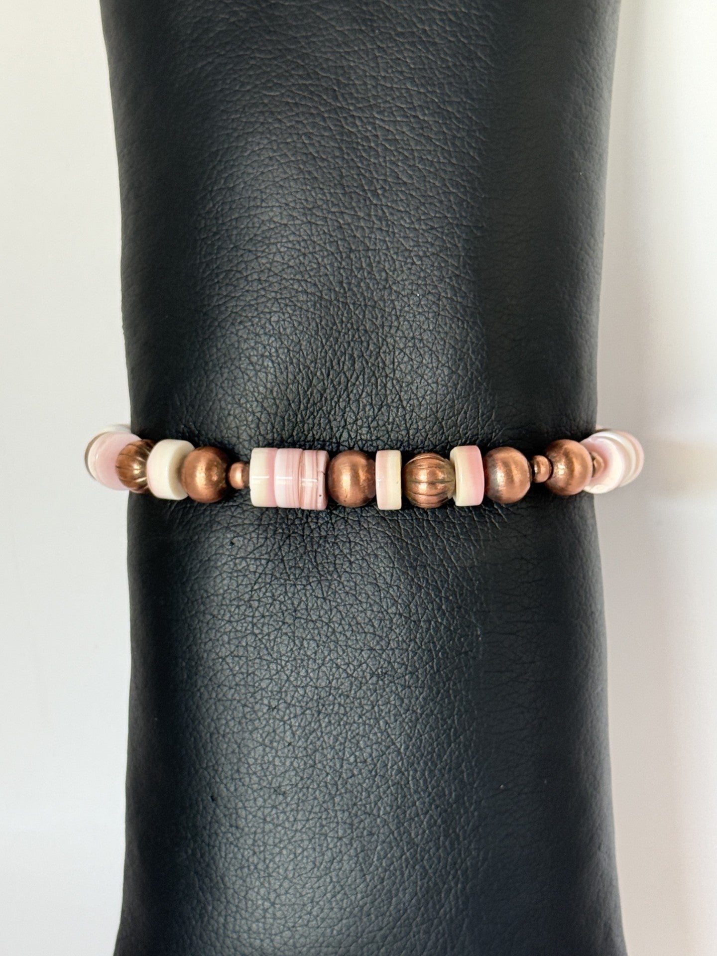 Pink Conch & Copper Beaded Stretchy Bracelet