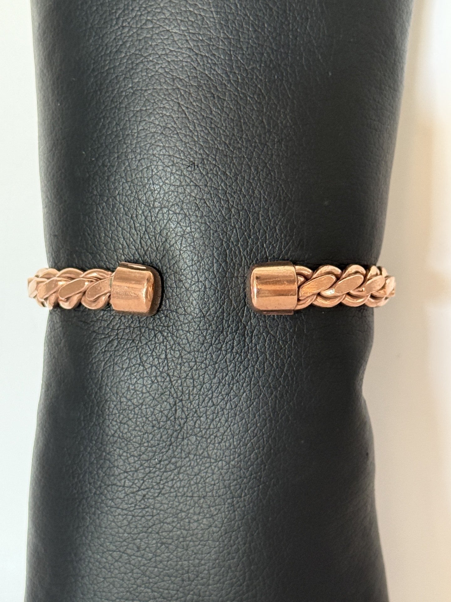 Copper Bracelet with Twist Chain Design