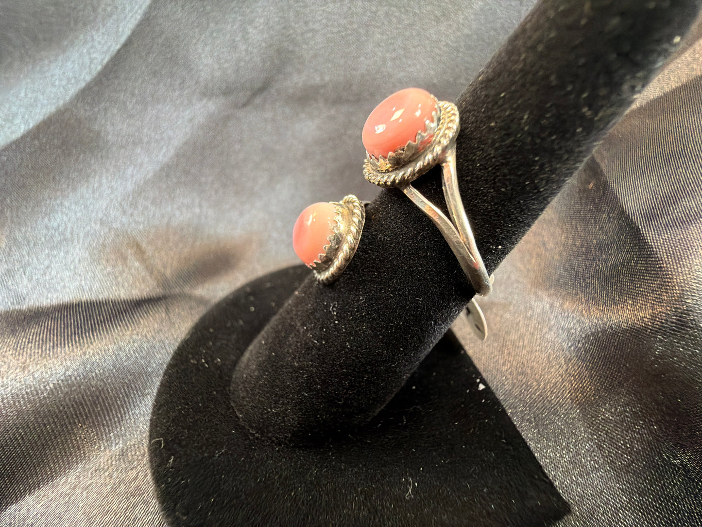 Pink Conch/Sterling Silver Ring (Size 7 1/2)