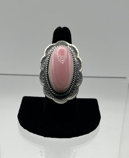 Pink Conch and Sterling Silver Ring 8
