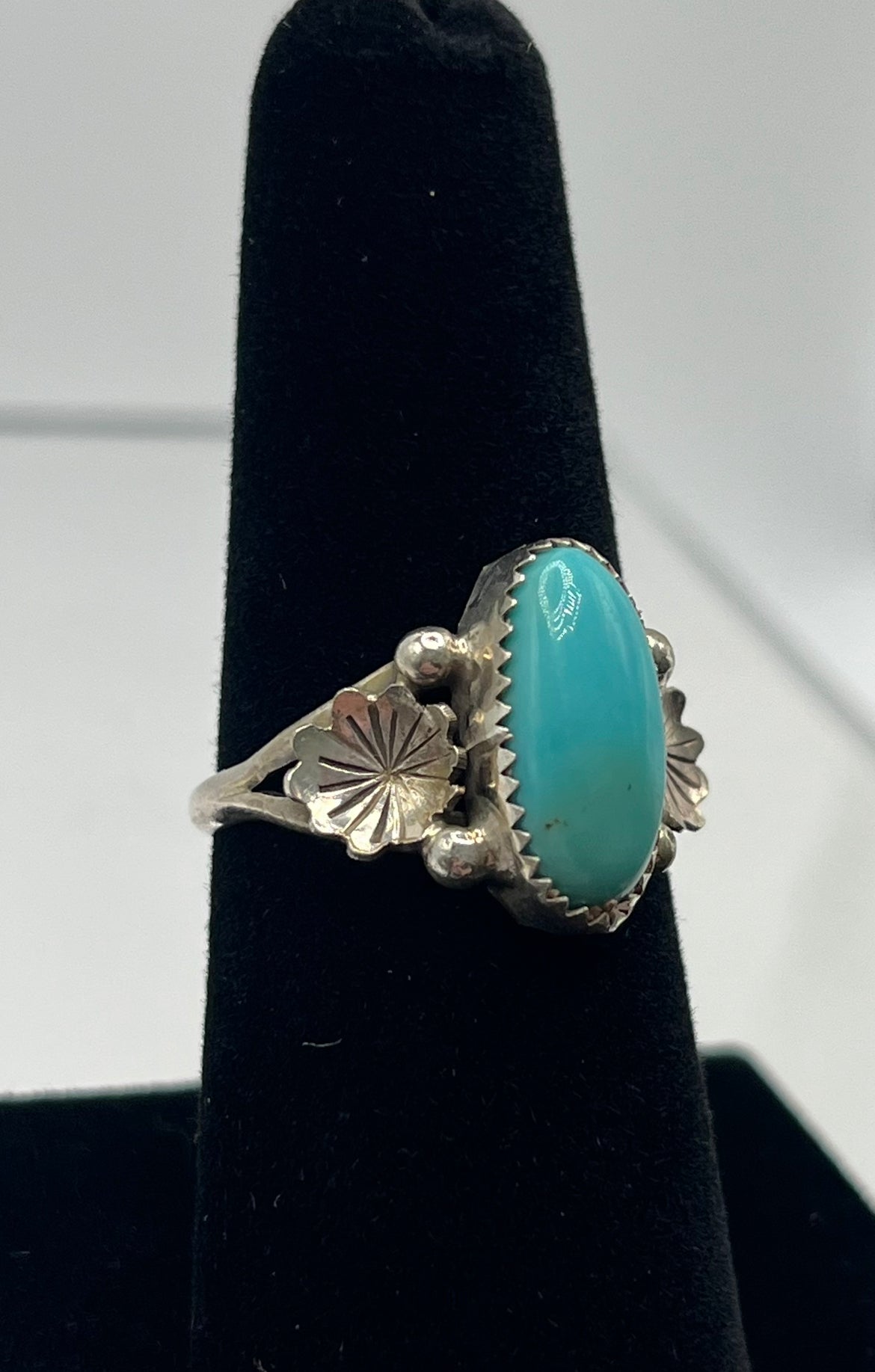Turquoise and Sterling Silver Ring with Floral Detail; Size 7.5