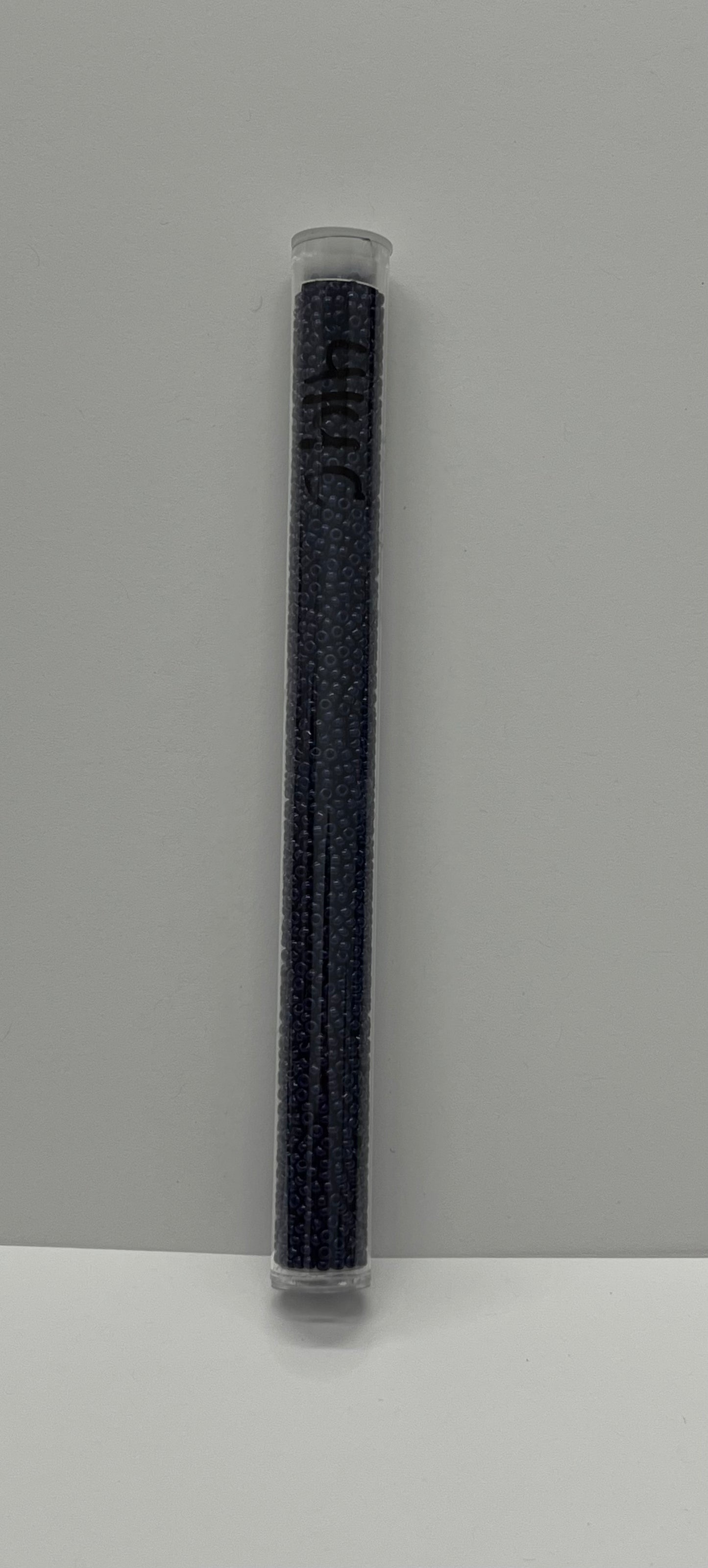 11 Seed Beads #414C✅ Deep Purple