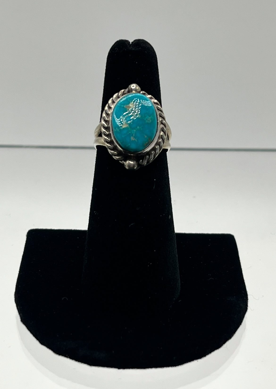 Turquoise and Sterling Silver Ring with Twist Edge Detail; Size 6.75