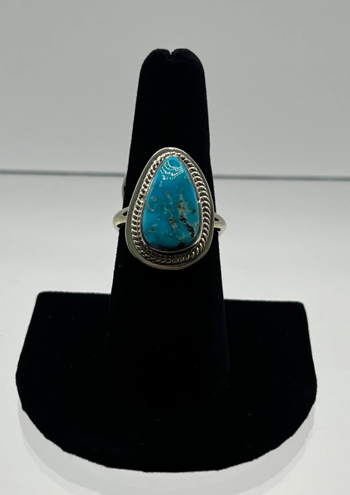 Kingman Turquoise and Sterling Silver Ring; Size 8
