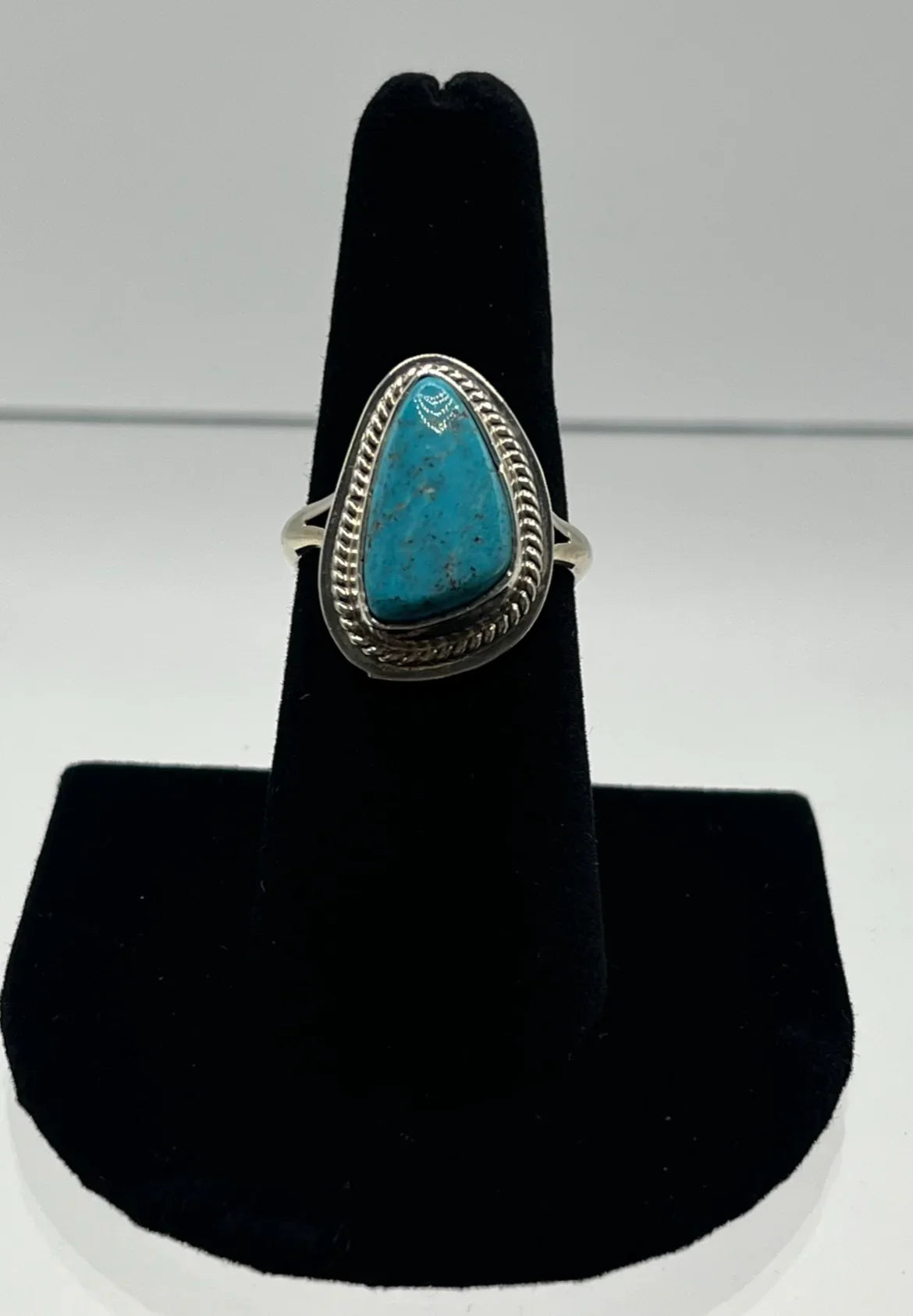 Kingman Turquoise and Sterling Silver Ring; Size 7 1/4