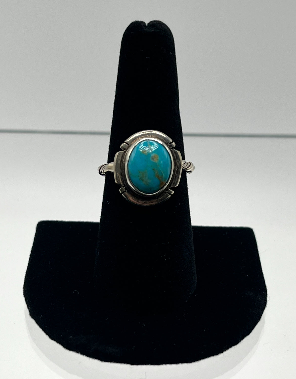 Turquoise and Sterling Silver Ring with Rope Band; Size 8.5