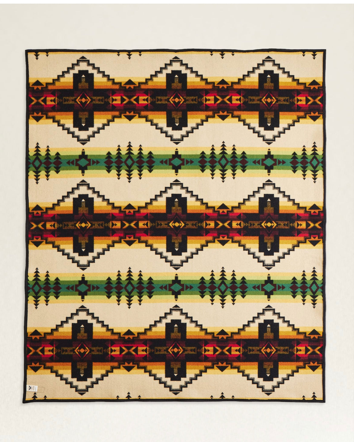 Pendleton Jacquard Napped Robe Blanket; Four Corners