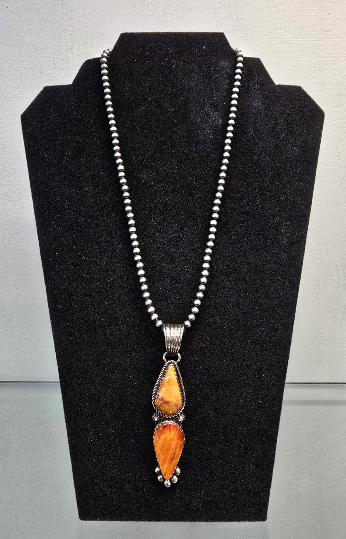 Spiny Oyster Necklace w/Navajo Pearls