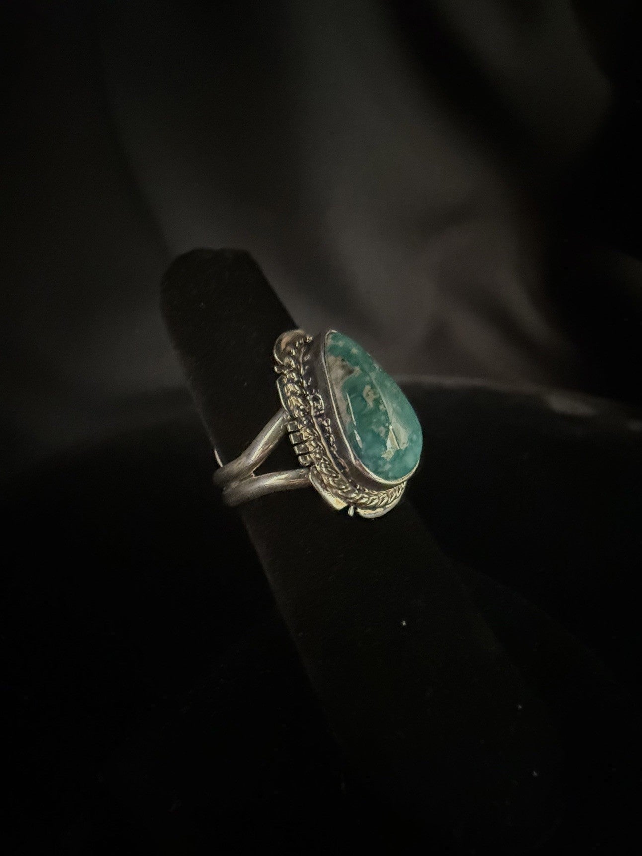 Turquoise/Sterling Silver Ring (Size 6)