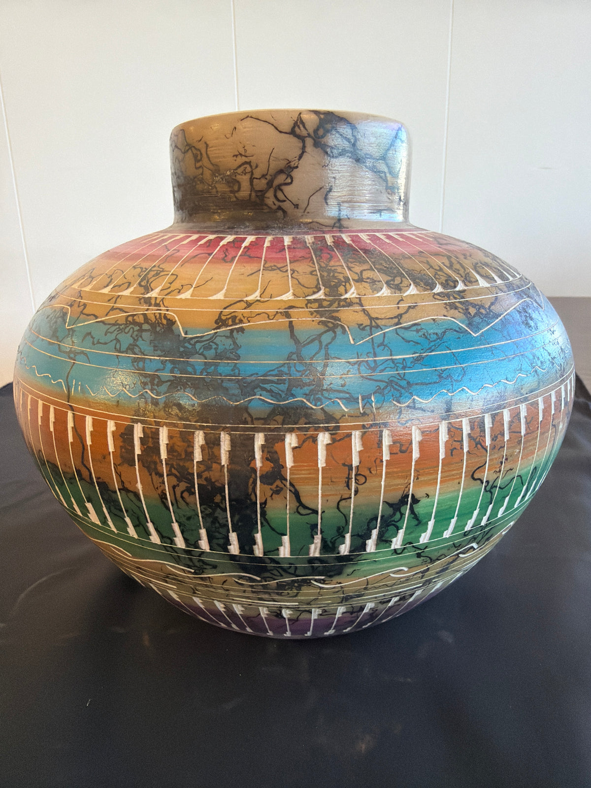 Horsehair Pottery - Amber W. (Navajo)