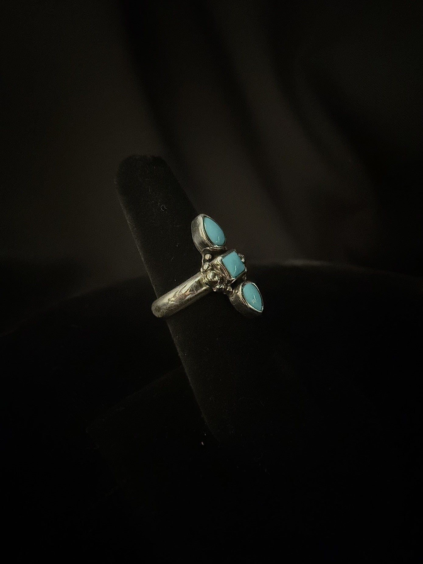 Turquoise/Sterling Silver Ring (Size 6 1/2)