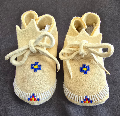 Baby Moccasins - Newborn (White/Blue)
