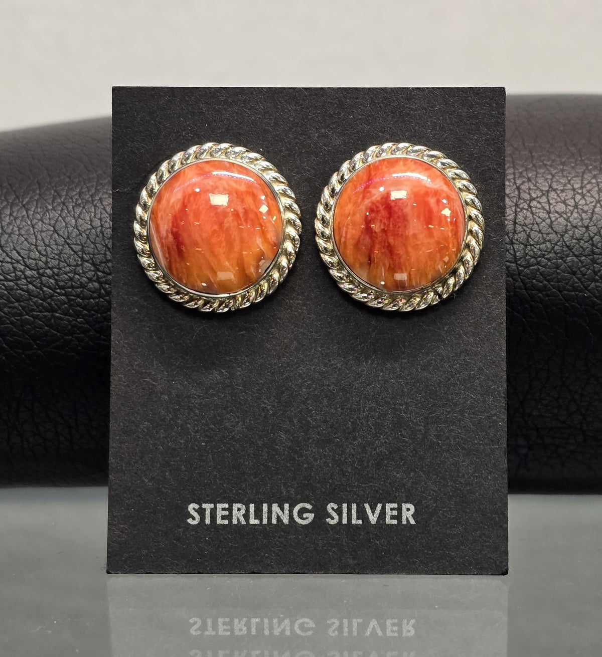 Spiny Oyster Earrings