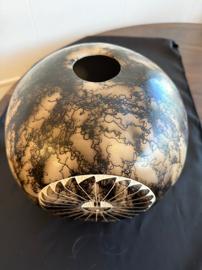 Horsehair Pottery - Four Sides