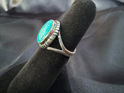 Turquoise/Sterling Silver Ring (Size 5)