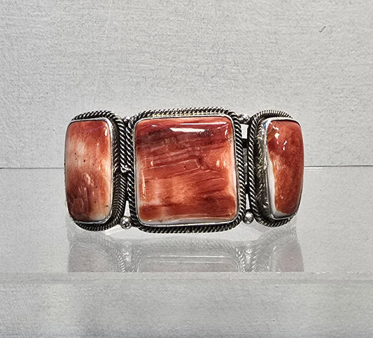 3 Stone Spiny Oyster Bracelet