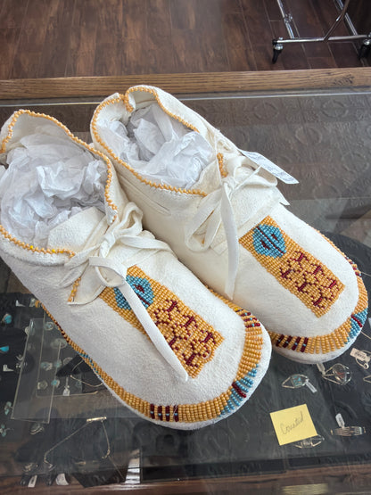 Beaded Moccasins Sz 7 1/2-8