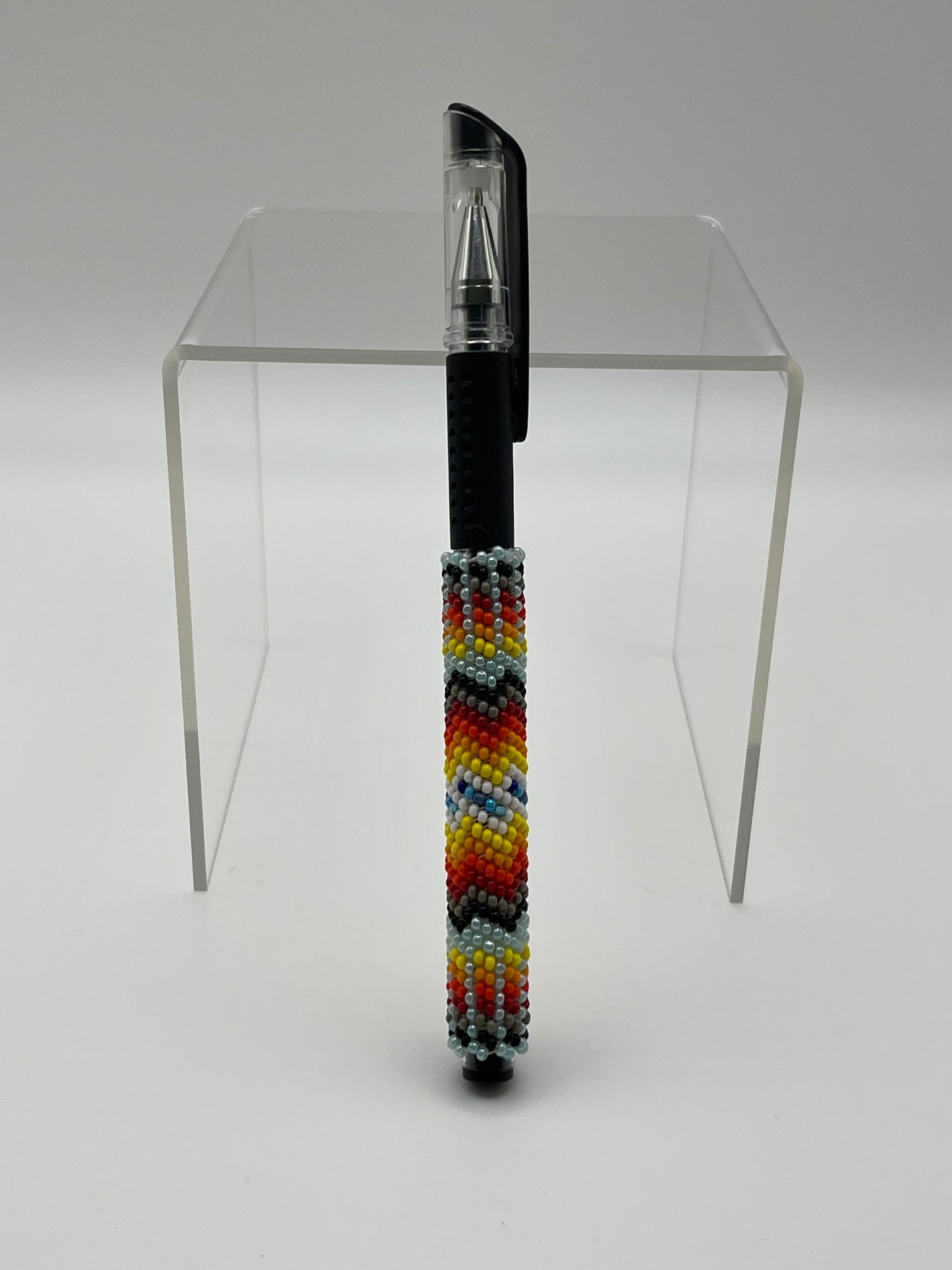 Beaded Pen Light Grey