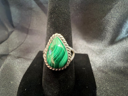 Malachite/Sterling Silver Ring (Size 9 1/2)