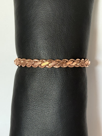 Copper Bracelet with Twist Chain Design