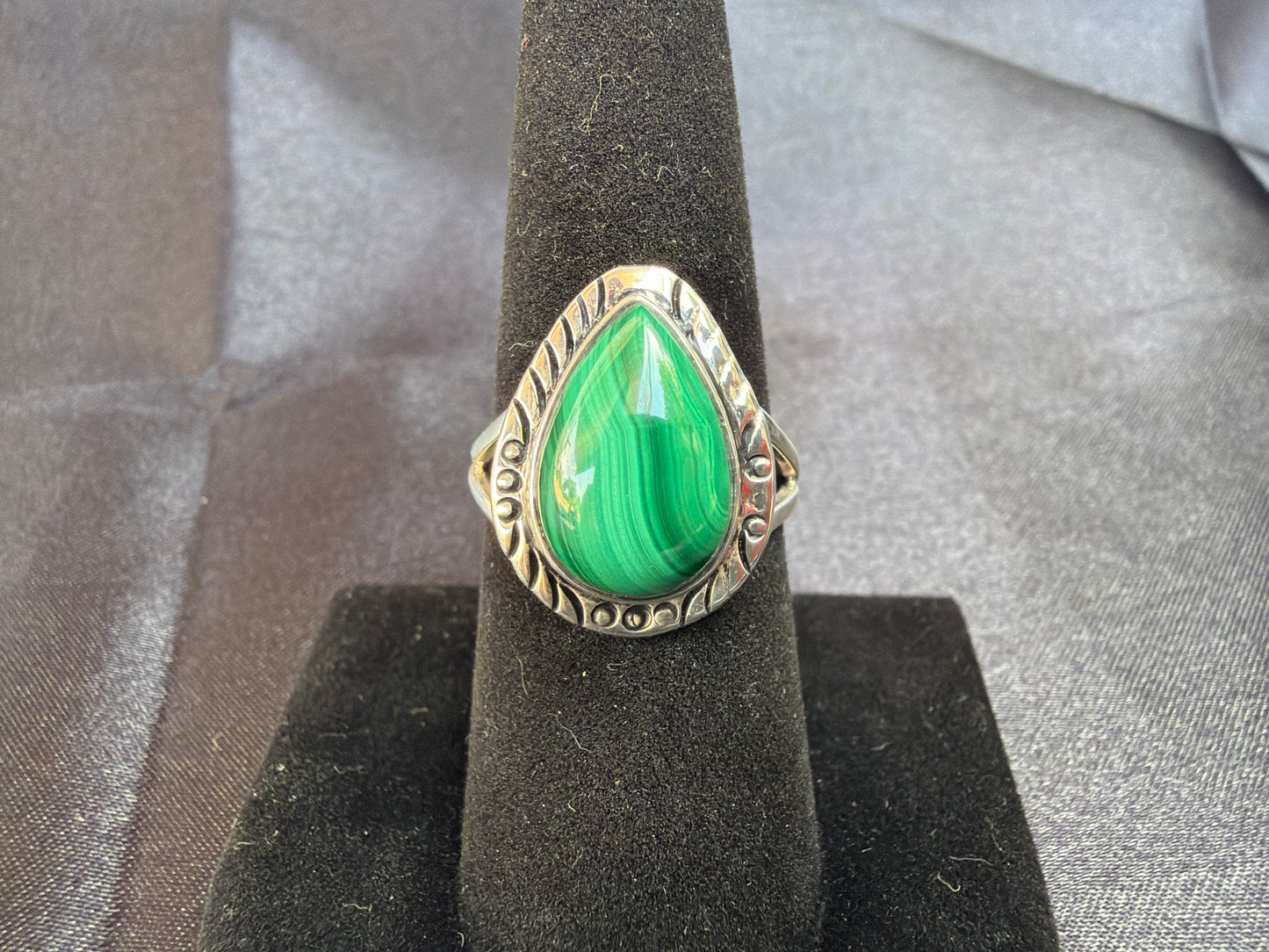 Malachite/Sterling Silver Ring (Size 8)