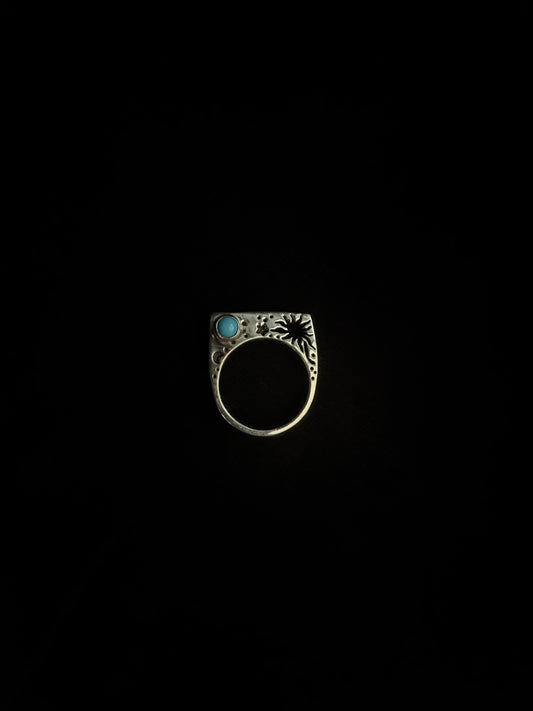 Turquoise/Sterling Silver Ring (Size 6 1/2)