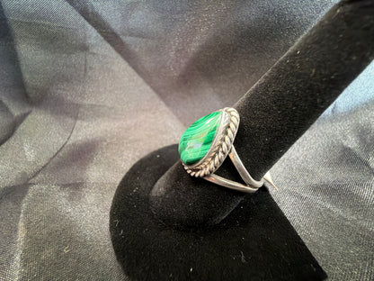 Malachite/Sterling Silver Ring (Size 9 1/2)
