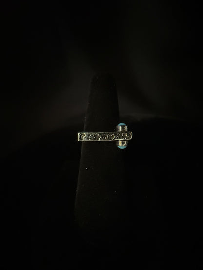 Turquoise/Sterling Silver Ring (Size 6 1/2)