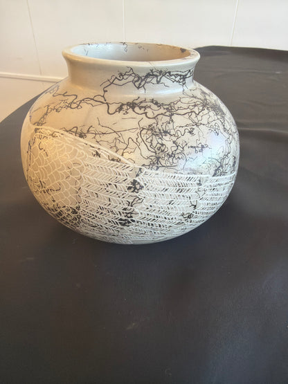 Horsehair Pottery - Earnest J. (Navajo)