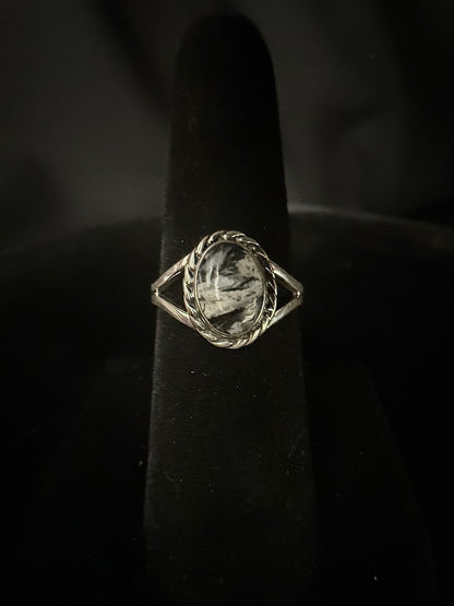 White Buffalo/Sterling Silver Ring(Size 6 1/2)