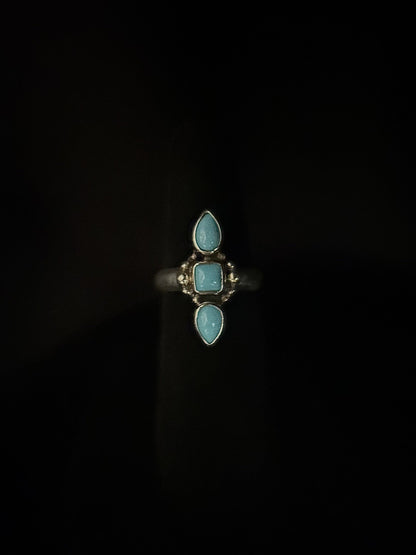 Turquoise/Sterling Silver Ring (Size 6 1/2)