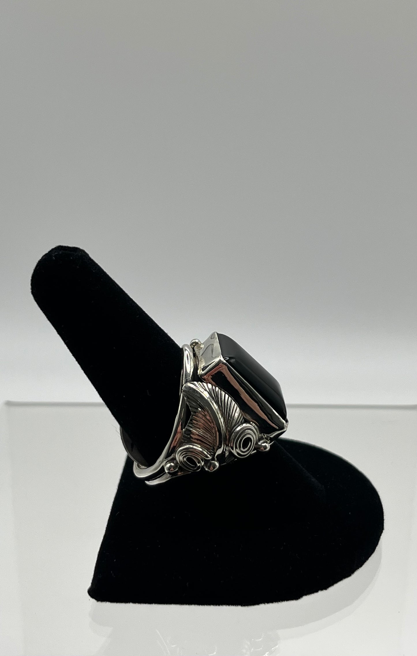 Men’s Large Onyx and Sterling Silver Ring Size 10.75