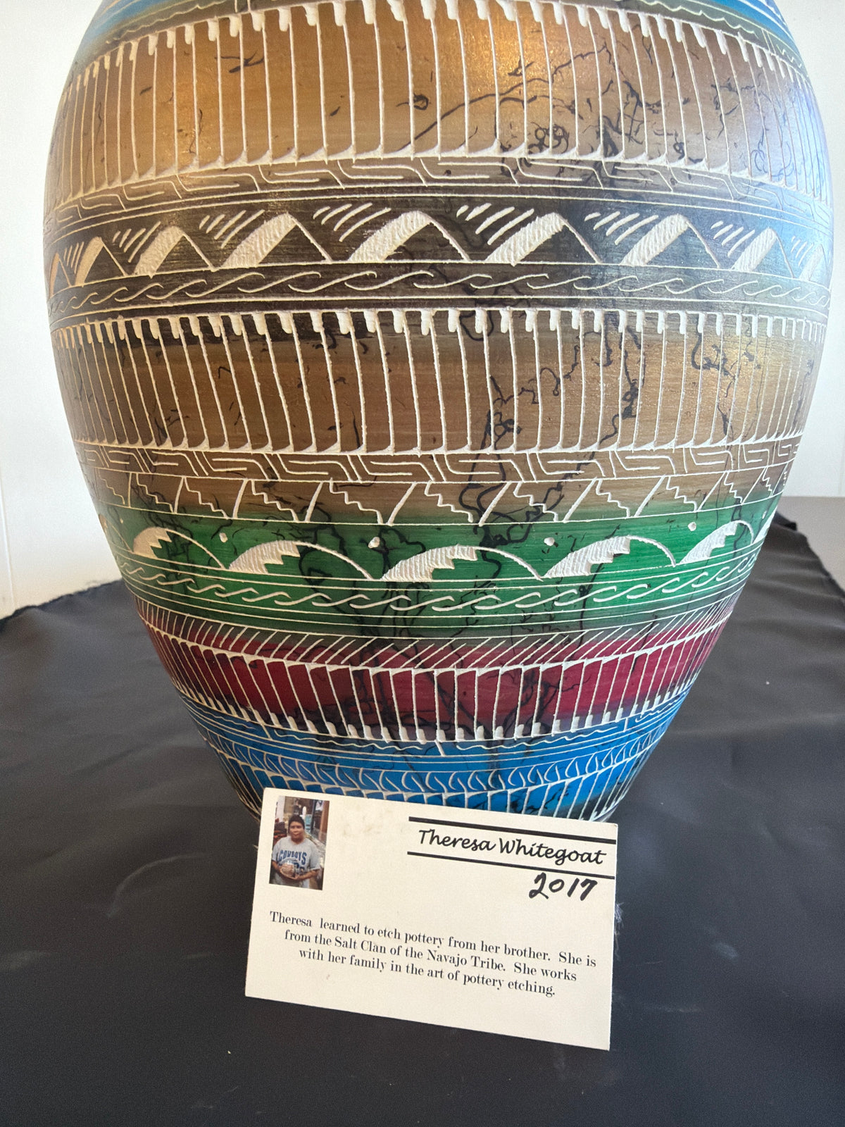Horsehair Pottery - (Large)