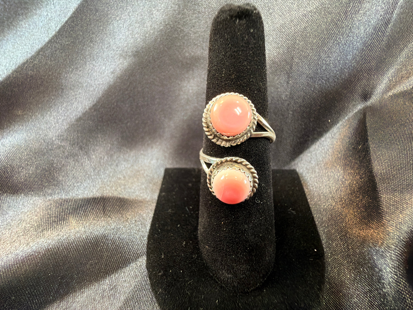 Pink Conch/Sterling Silver Ring (Size 7 1/2)