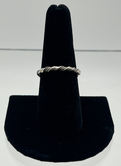Turquoise and Sterling Silver Ring with Rope Band; Size 8.5