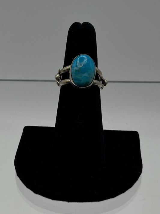 Blue Turquoise and Sterling Silver Oval Shaped Ring; Size 6.5