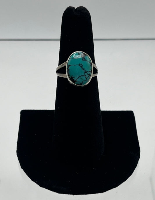 Green Turquoise and Sterling Silver, Oval Shaped Ring; Size 6
