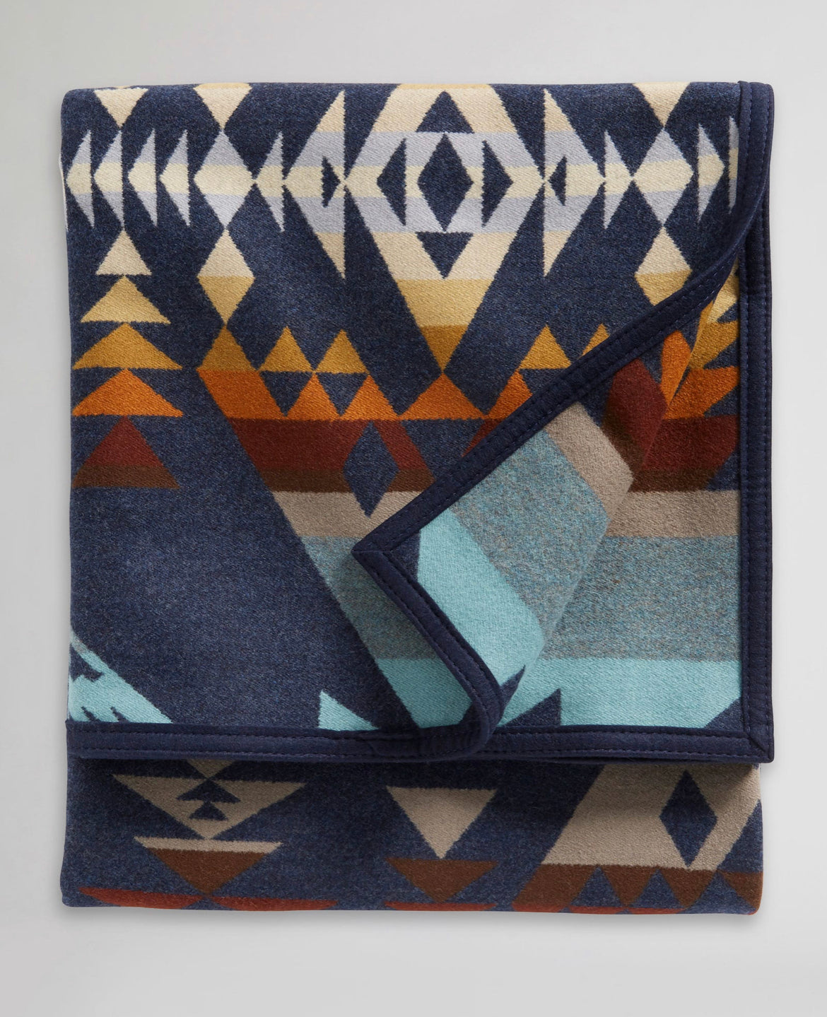 Pendleton Jacquard Unnapped Robe Blanket; Diamond Peak