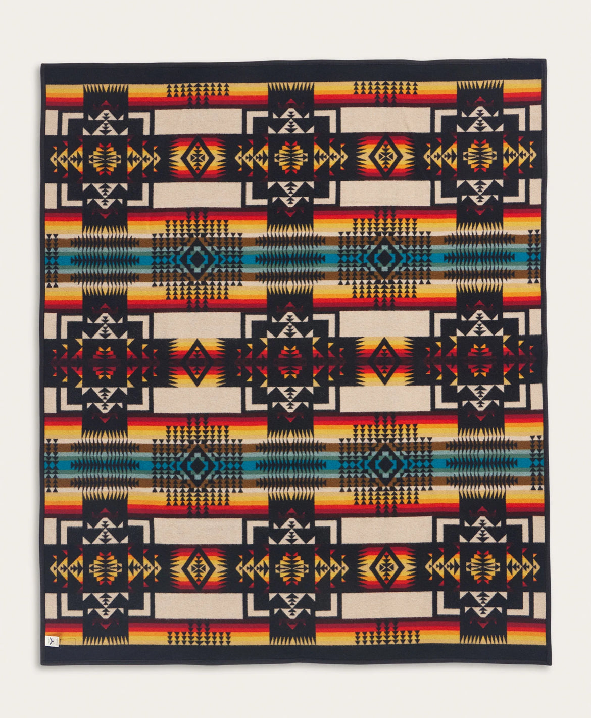 Pendleton Chief Joseph Jacquard Robe Blanket; Black