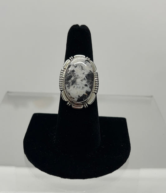 White Buffalo Turquoise and Sterling Silver Ring; Size 7.5
