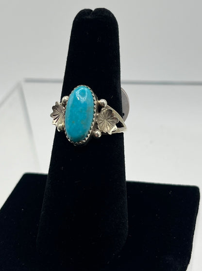 Blue Turquoise and Sterling Silver Ring with Flower Detail; Size 7.25