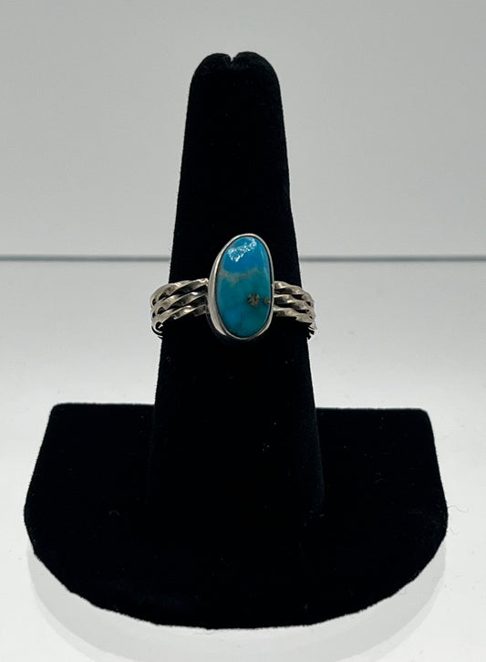 Blue Turquoise and Sterling Silver Oval Shaped Ring with Twist Design Band; Size 8.75