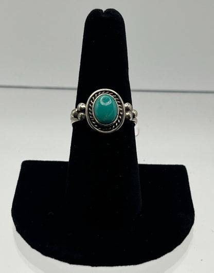 Small Turquoise and Sterling Silver Ring with 3 Point Design; Size 8