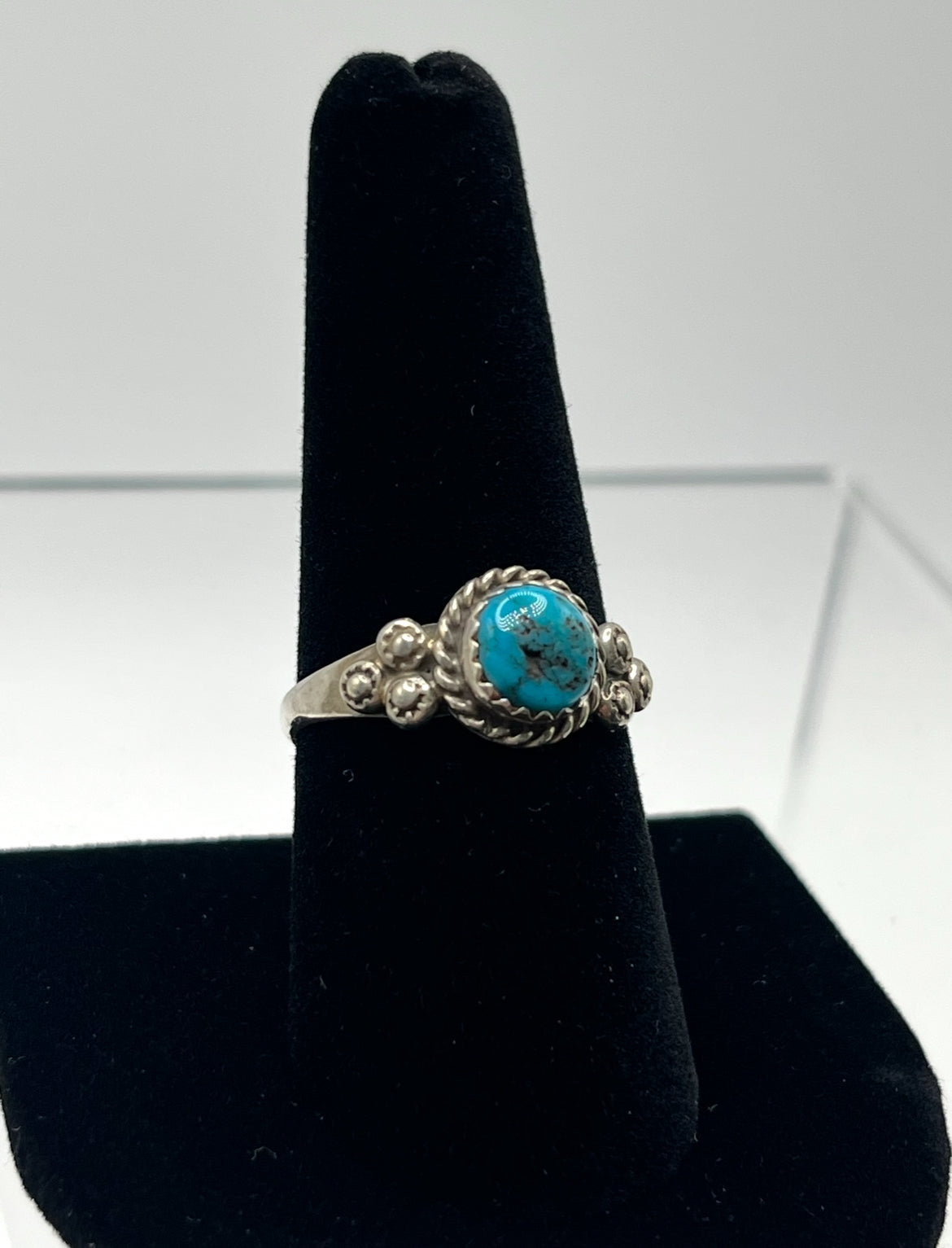 Small Turquoise and Sterling Silver Ring with 3 Point Design; Size 8
